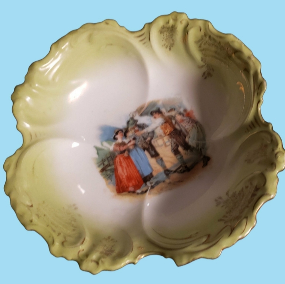 Victoria Carlsbad Austria Antique bowl 1915 defects FAIR fading, scratches Beer